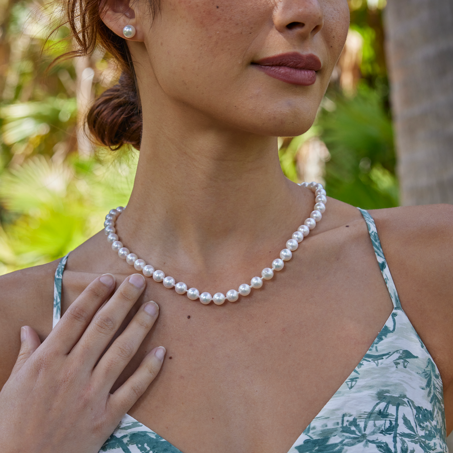 18-19" Akoya White Pearl Strand with Gold Clasp - 8-8.5mm