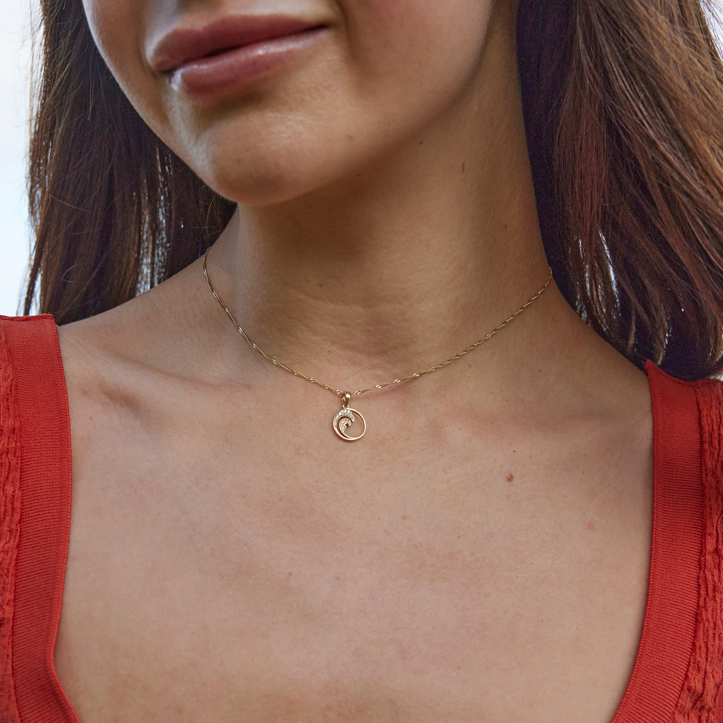 Nalu Pendant in Gold with Diamonds - 12mm