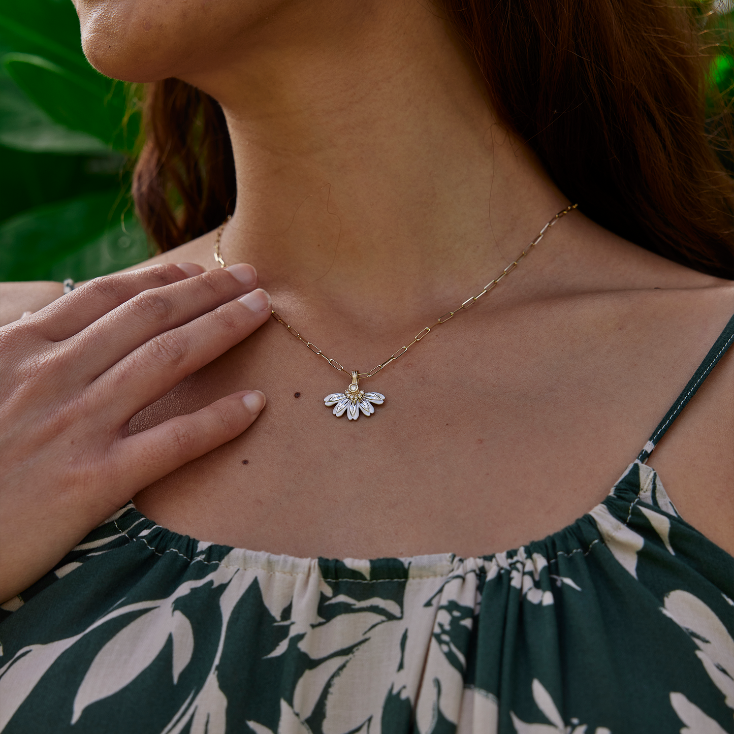 Beach Naupaka Pendant in Two Tone Gold with Diamonds - 20mm