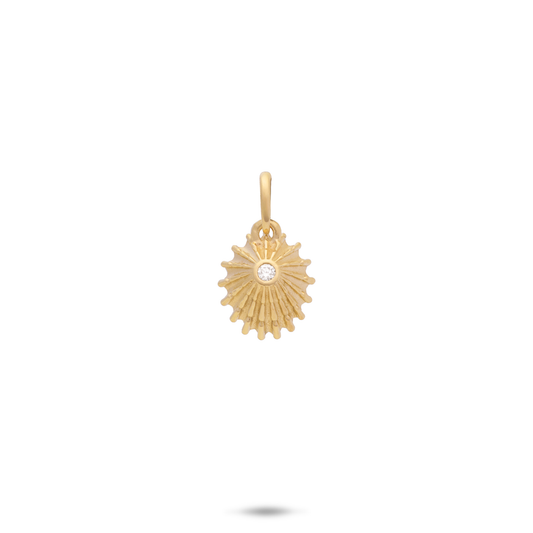ʻOpihi Pendant in Gold with Diamond - 12mm