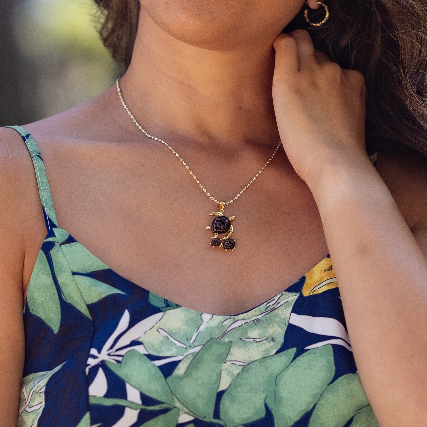 Honu Black Coral Pendant in Gold - 31mm