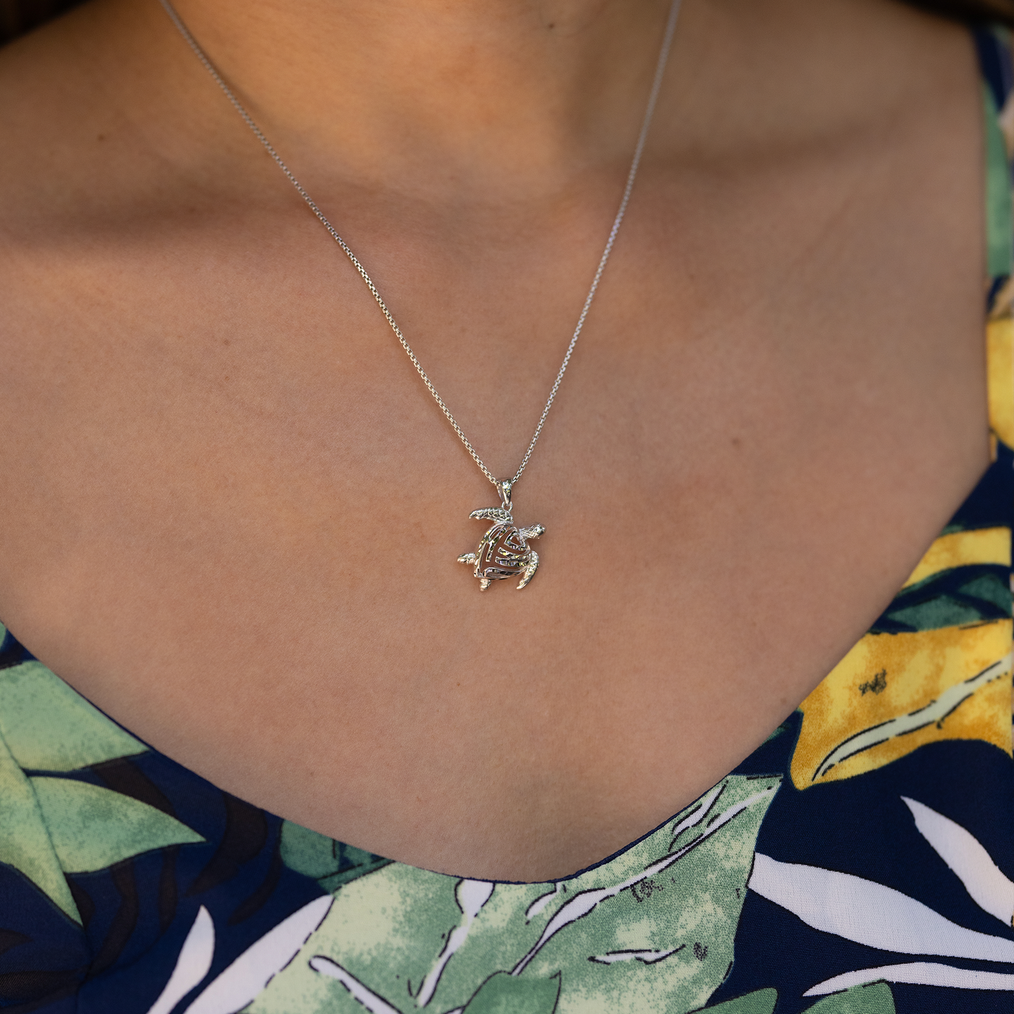 Honu Pendant in Sterling Silver - 19mm